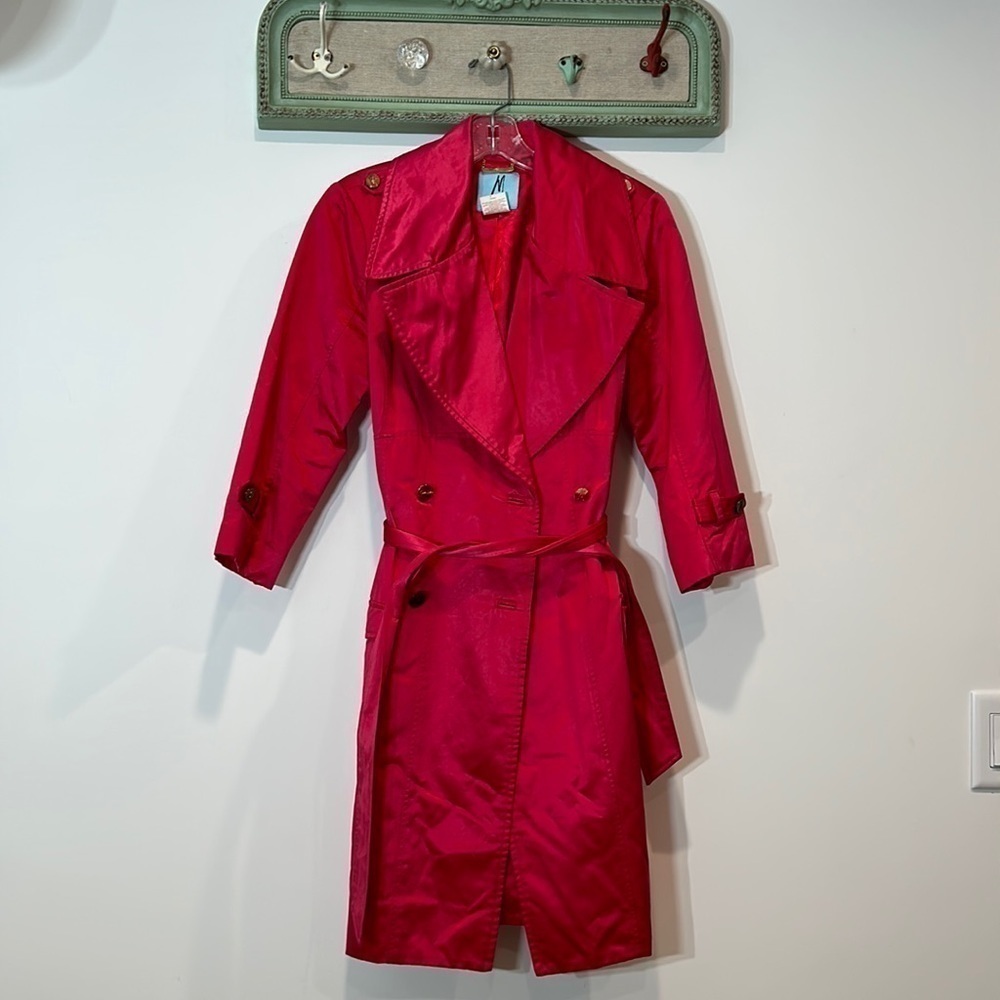 Vintage Y2K Marciano Hot Pink belted trench rain jacket medium women’s